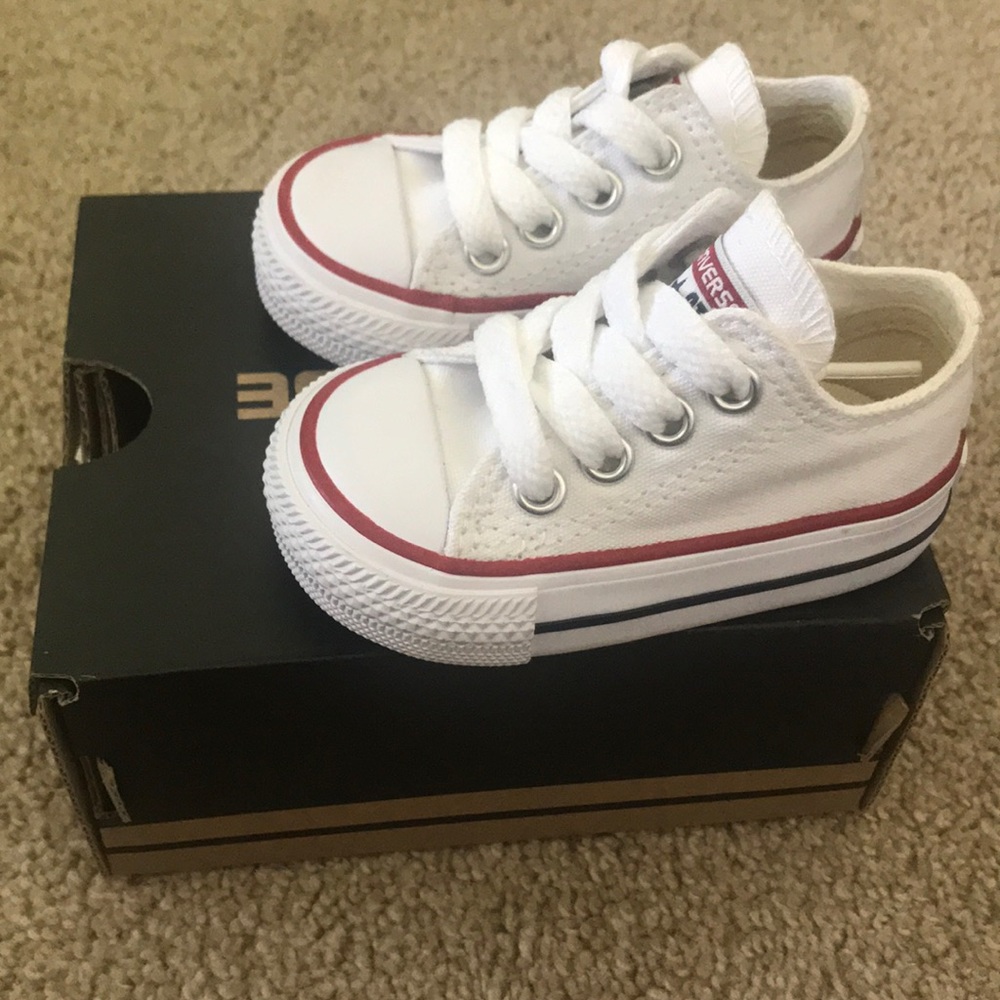 White converse infant size 2